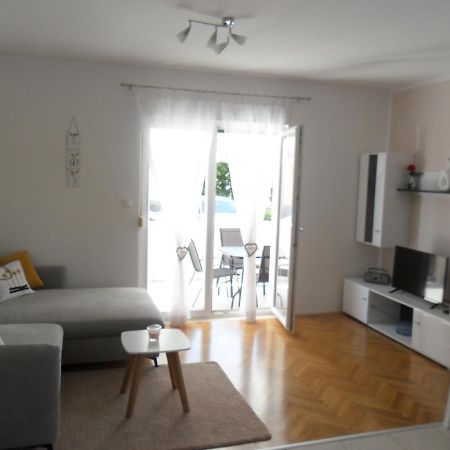 Apartman Ljubica 特罗吉尔 外观 照片