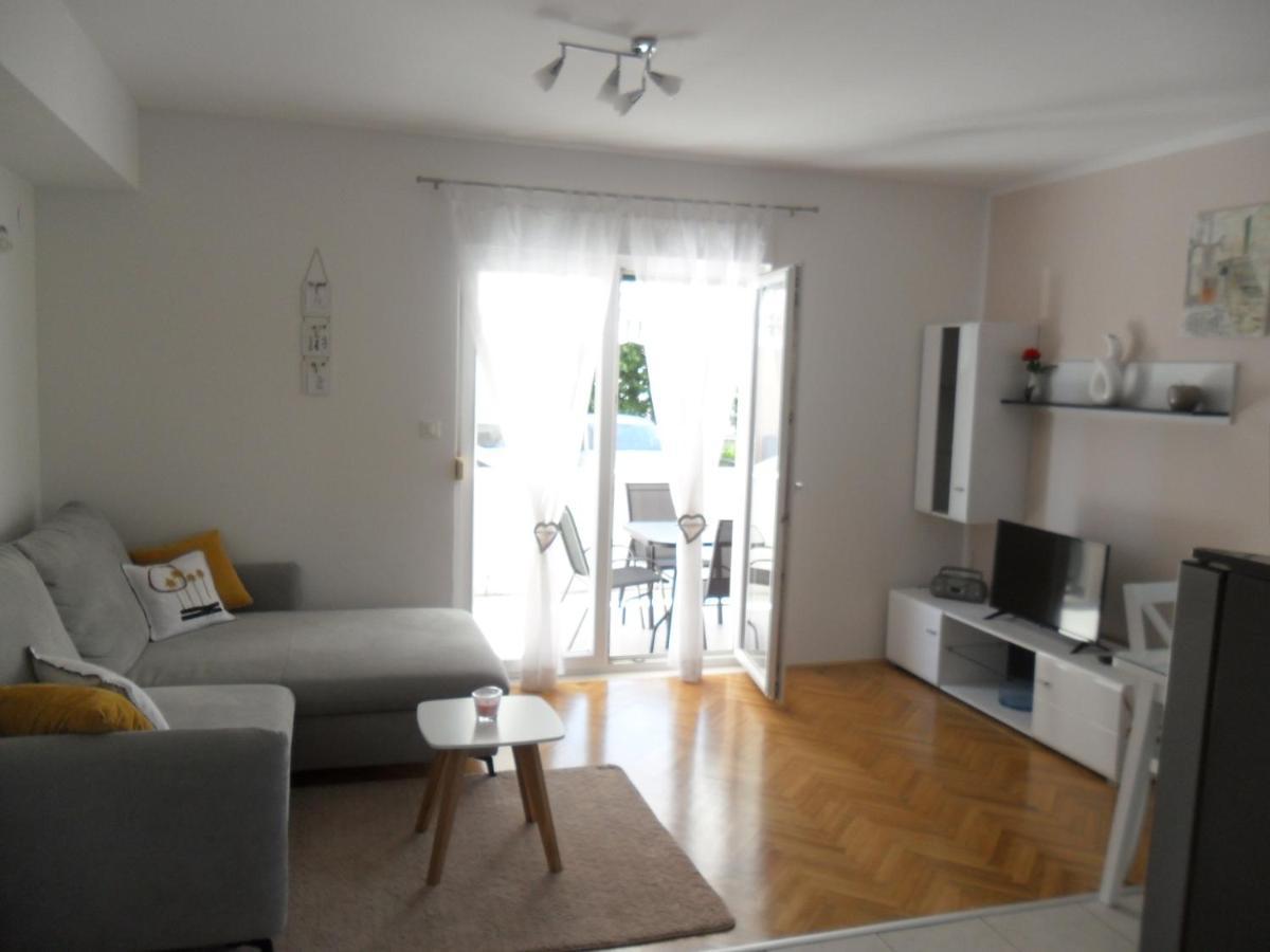 Apartman Ljubica 特罗吉尔 外观 照片