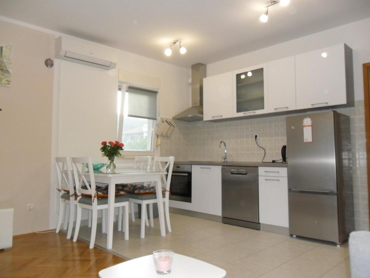 Apartman Ljubica 特罗吉尔 外观 照片