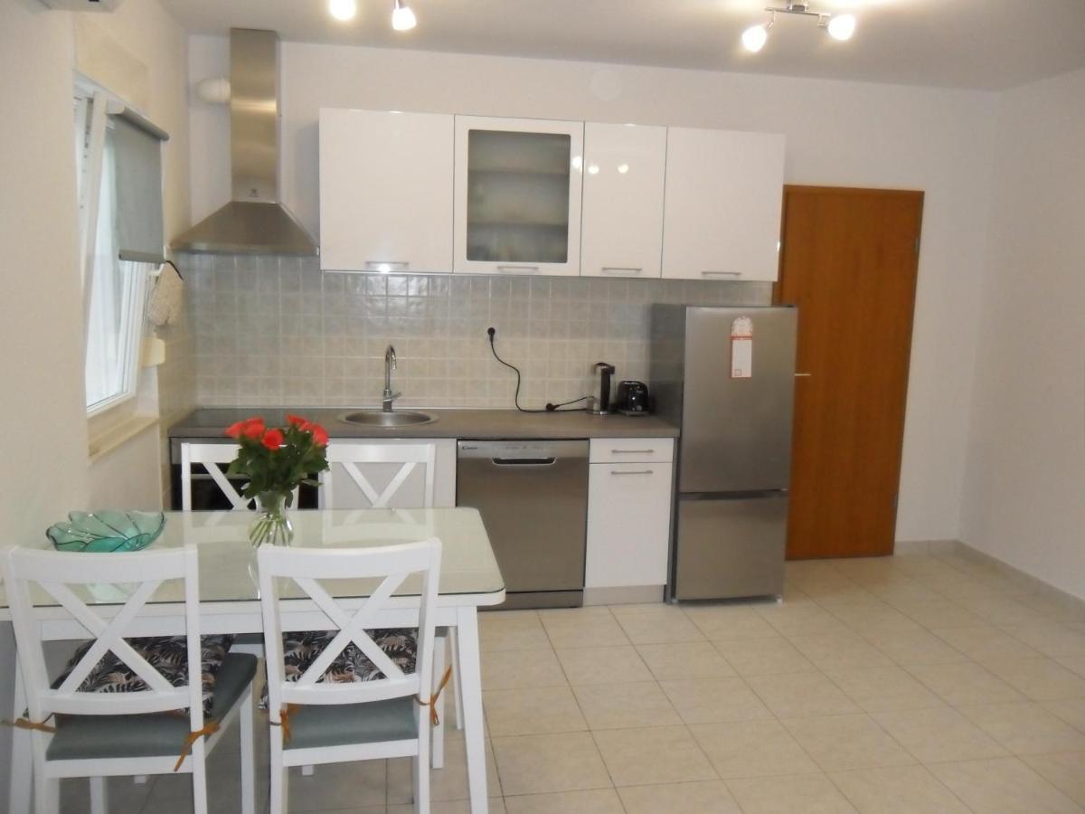 Apartman Ljubica 特罗吉尔 外观 照片